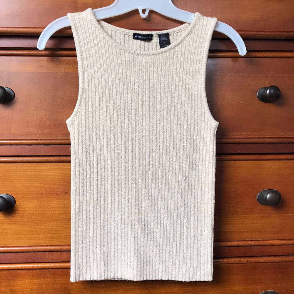 Sleeveless Sweater